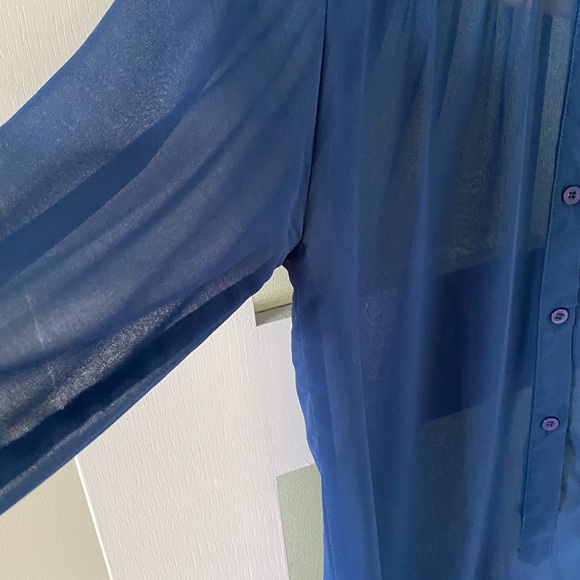 Costa Blanca sheer blue blouse - Picture 2 of 7